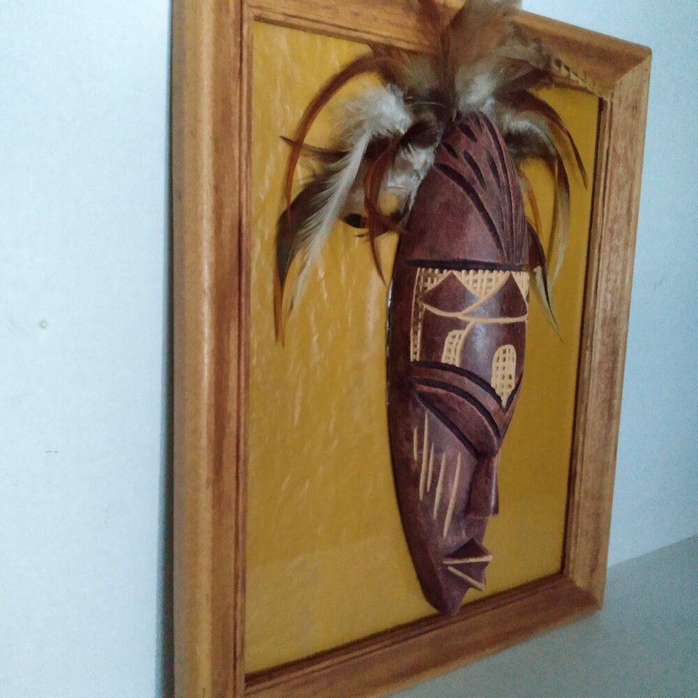 Very Unique African Tribal Mask With Feathers Framed World Art ~ Swahili - Picture 5 of 10